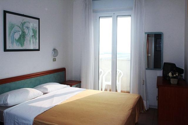 Hotel Bellavista-Olympic Римини Стая снимка