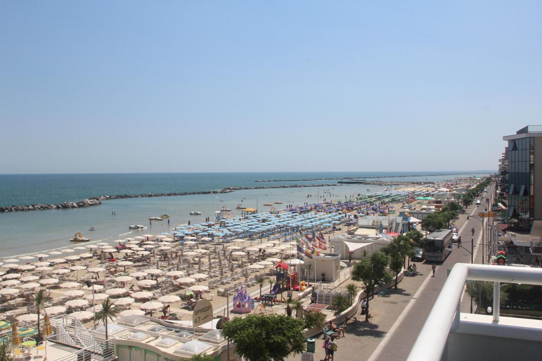 Hotel Bellavista-Olympic Римини Екстериор снимка